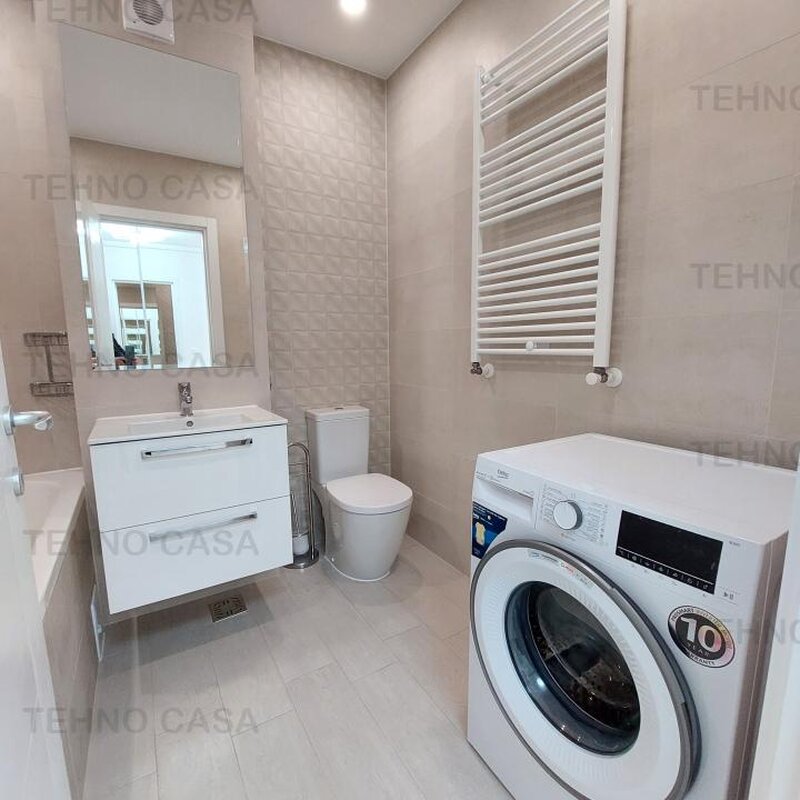 Hills Brauner, metrou 700 m, garsoniera lux, et. 3, centrala, 40 mp.