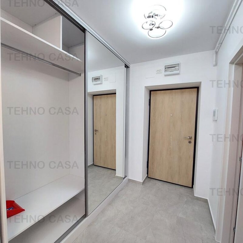 Hills Brauner, metrou 700 m, garsoniera lux, et. 3, centrala, 40 mp.